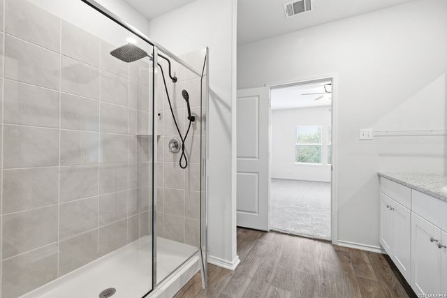 6559 Embankment Road, San Antonio, TX 78252