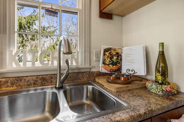 328 Boxberry Hill Road UNIT 328, Teaticket, MA 02536