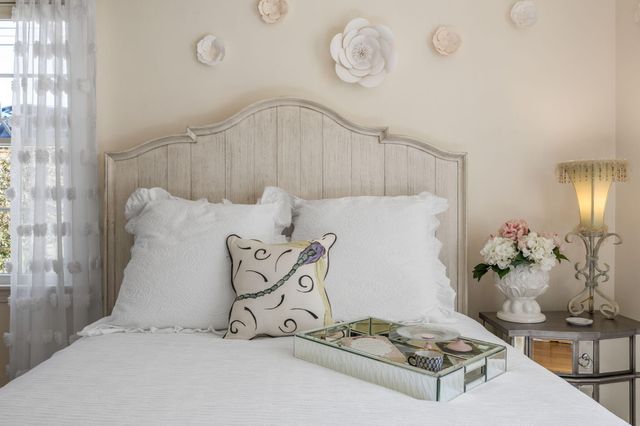 328 Boxberry Hill Road UNIT 328, Teaticket, MA 02536