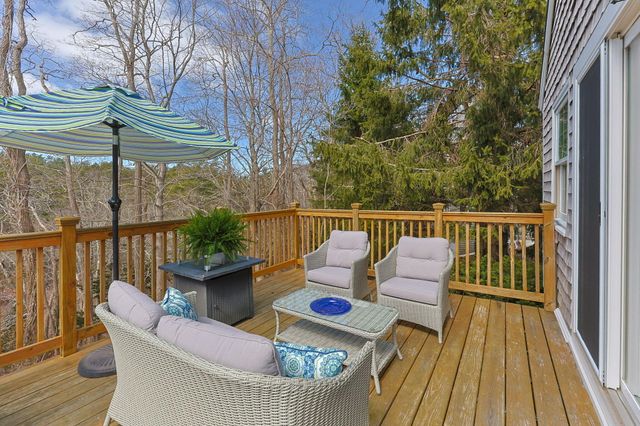 328 Boxberry Hill Road UNIT 328, Teaticket, MA 02536