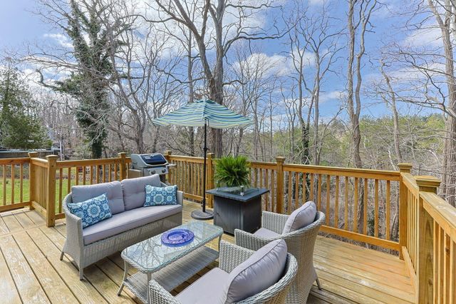328 Boxberry Hill Road UNIT 328, Teaticket, MA 02536