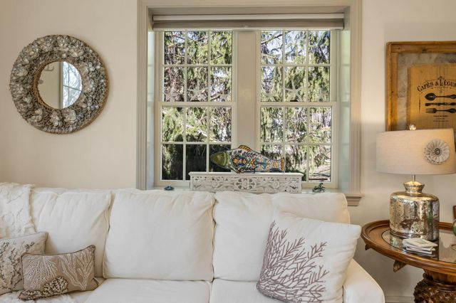 328 Boxberry Hill Road UNIT 328, Teaticket, MA 02536