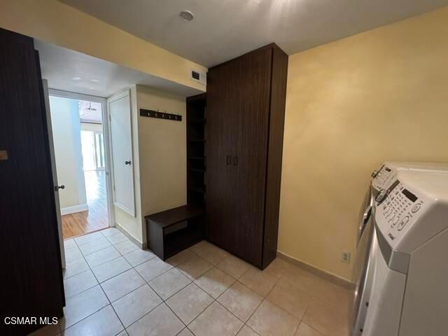 1580 Valecroft Avenue, Westlake Village, CA 91361