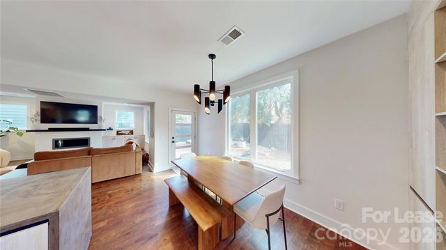 1220 Lomax Avenue, Charlotte, NC 28211