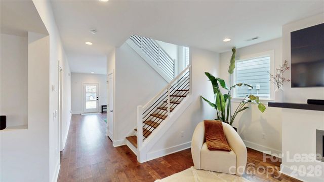 1220 Lomax Avenue, Charlotte, NC 28211