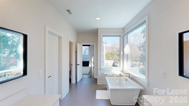 1220 Lomax Avenue, Charlotte, NC 28211
