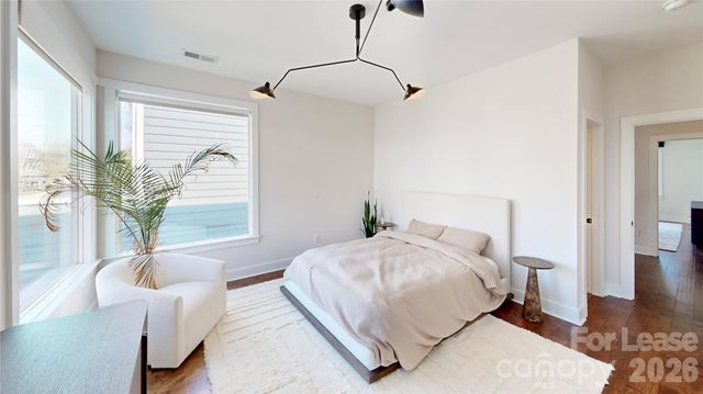 1220 Lomax Avenue, Charlotte, NC 28211