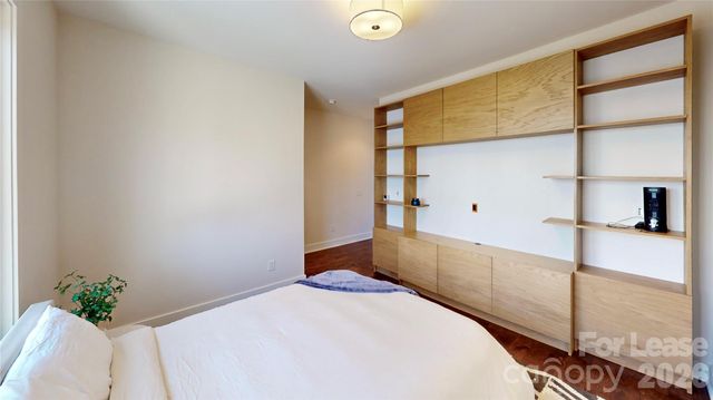 1220 Lomax Avenue, Charlotte, NC 28211