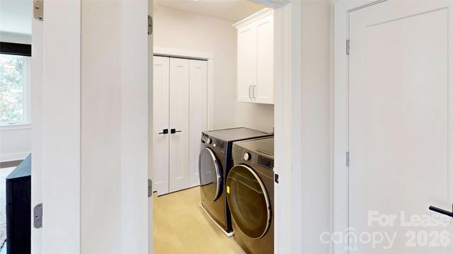 1220 Lomax Avenue, Charlotte, NC 28211