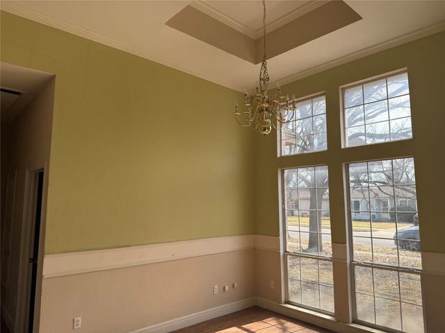 600 W Nash Street, Grapevine, TX 76051