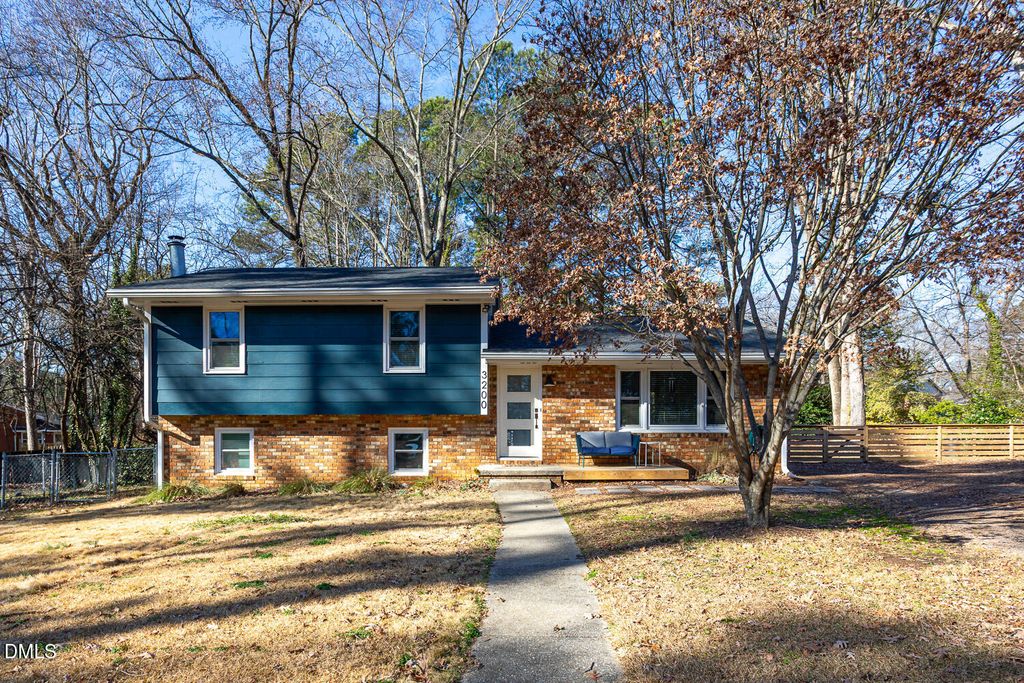 3200 Fairforest Place, Raleigh, NC 27604