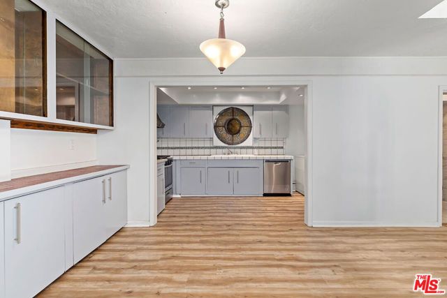 2749 S Sepulveda Boulevard, Los Angeles, CA 90064