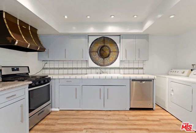 2749 S Sepulveda Boulevard, Los Angeles, CA 90064