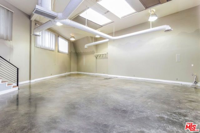 2749 S Sepulveda Boulevard, Los Angeles, CA 90064