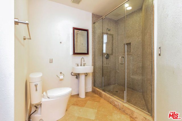 2749 S Sepulveda Boulevard, Los Angeles, CA 90064