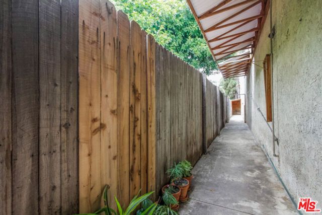 2749 S Sepulveda Boulevard, Los Angeles, CA 90064