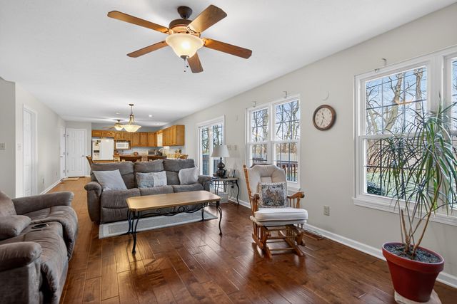 401 Hillbrook Drive, Nicholasville, KY 40356