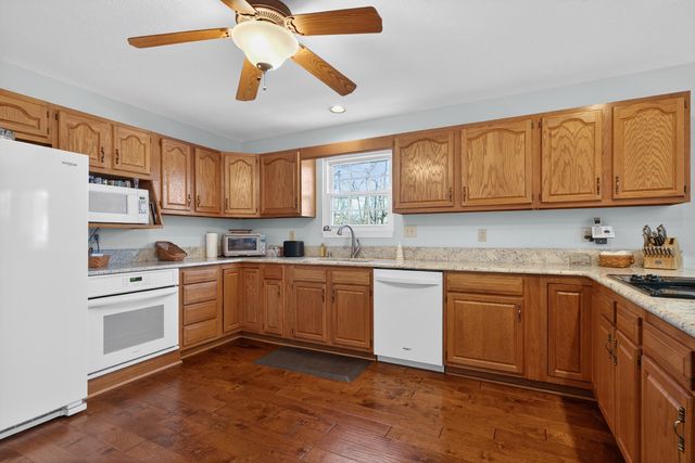 401 Hillbrook Drive, Nicholasville, KY 40356