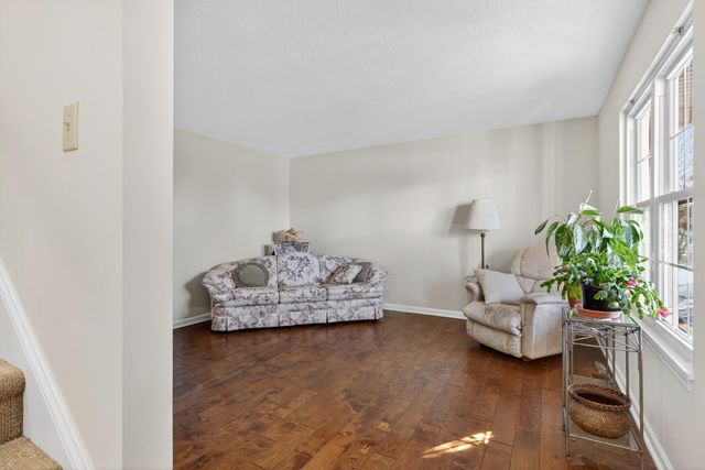 401 Hillbrook Drive, Nicholasville, KY 40356