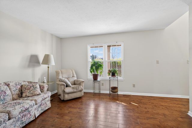 401 Hillbrook Drive, Nicholasville, KY 40356