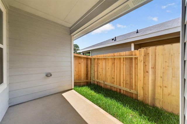 11943 Detar Court, Willis, TX 77378