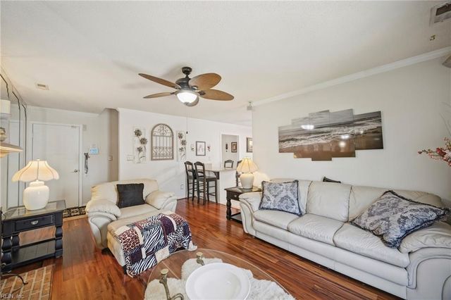 4500 Devonfield RD, Virginia Beach, VA 23456