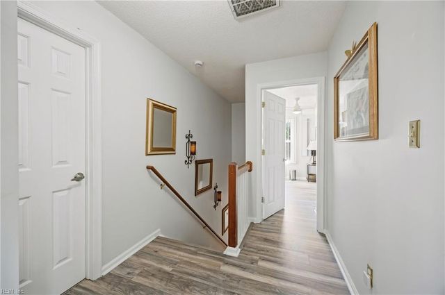 4500 Devonfield RD, Virginia Beach, VA 23456