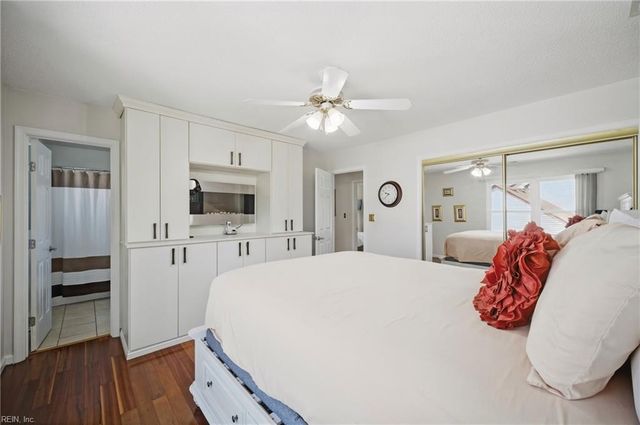 4500 Devonfield RD, Virginia Beach, VA 23456