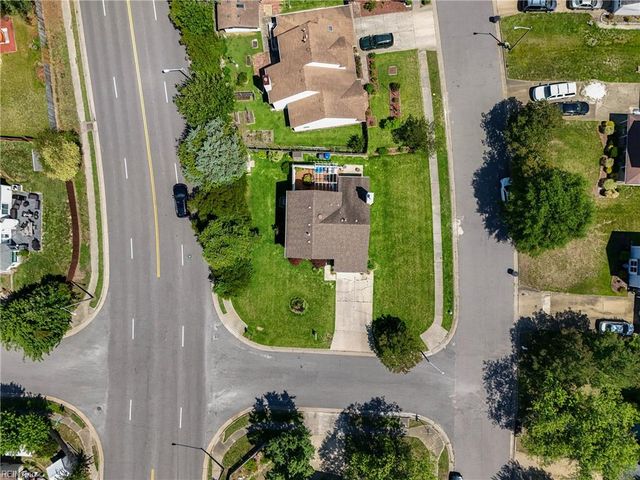 4500 Devonfield RD, Virginia Beach, VA 23456
