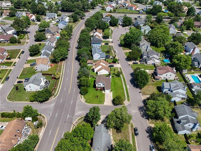 4500 Devonfield RD, Virginia Beach, VA 23456