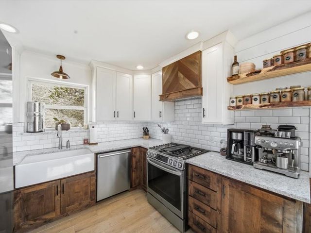 7219 W 51st Street, Tulsa, OK 74107