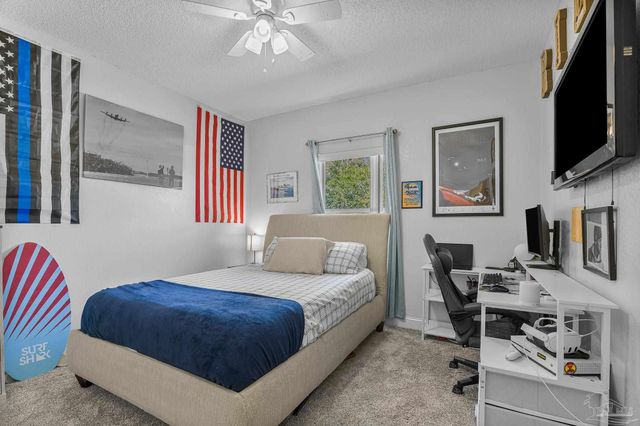 1071 Kelton Blvd, Gulf Breeze, FL 32563