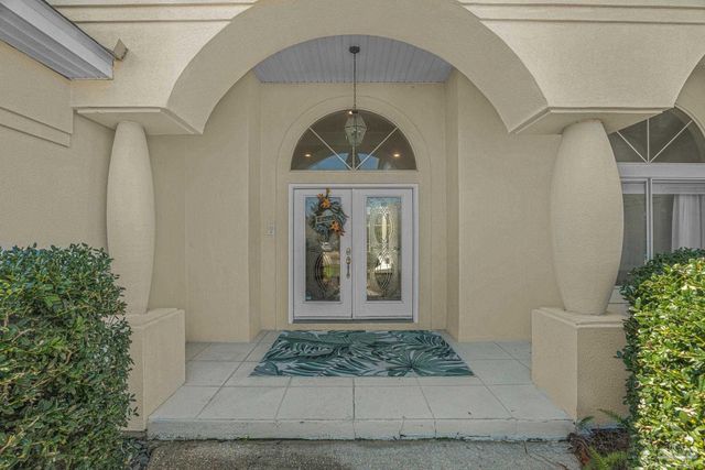 1071 Kelton Blvd, Gulf Breeze, FL 32563