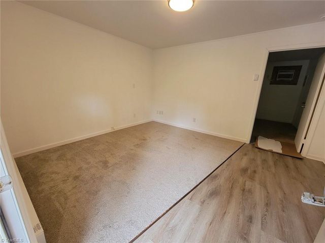 3300 Starlight Drive 8, Winston-salem, NC 27107