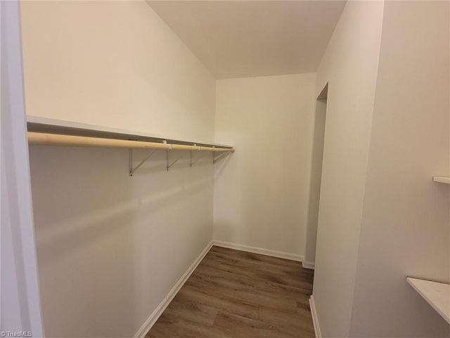 3300 Starlight Drive 8, Winston-salem, NC 27107