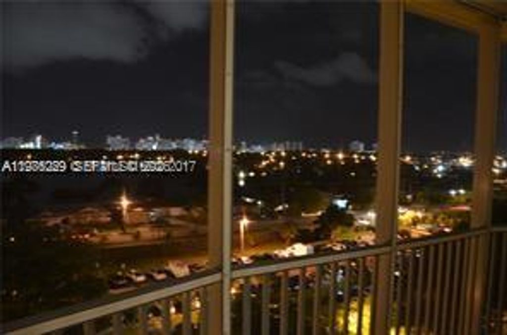 1780 NE 191st St 806-2, Miami, FL 33179