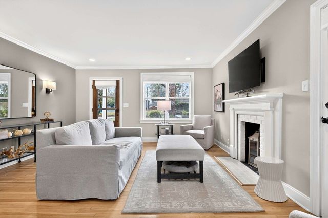 217 Lewisburg Ave, Franklin, TN 37064