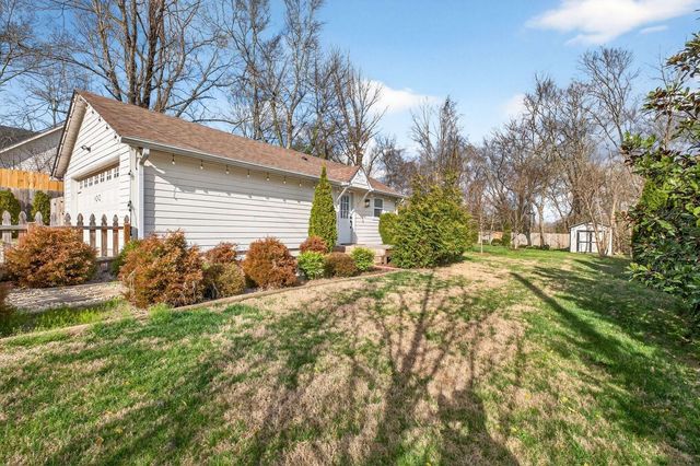 217 Lewisburg Ave, Franklin, TN 37064