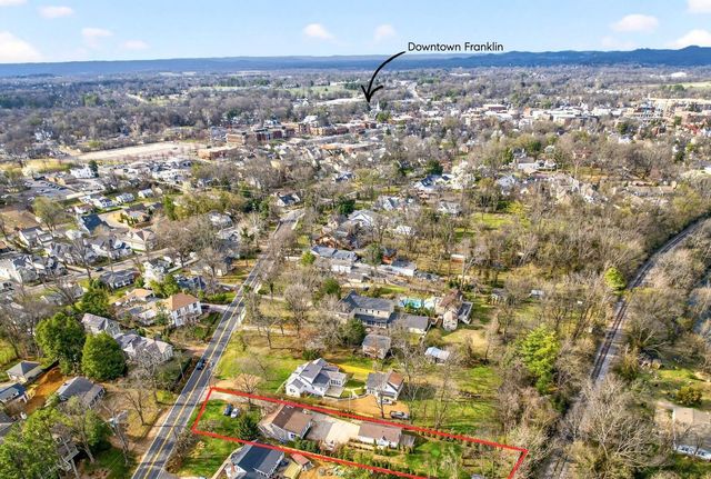 217 Lewisburg Ave, Franklin, TN 37064