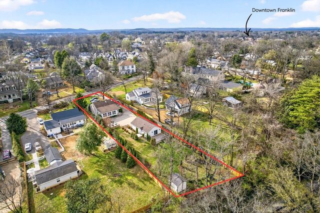 217 Lewisburg Ave, Franklin, TN 37064