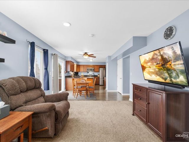 21902 W KENTWOOD Drive, Plainfield, IL 60544