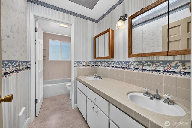 9309 Peacock Hill Avenue, Gig Harbor, WA 98332