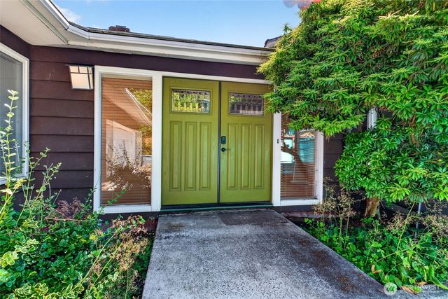 9309 Peacock Hill Avenue, Gig Harbor, WA 98332