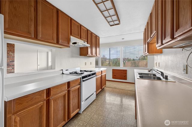 9309 Peacock Hill Avenue, Gig Harbor, WA 98332