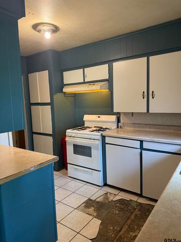 200 Scenic Loop, Hawkins, TX 75765