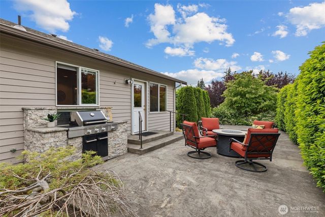 256 Scotland Drive, Camano Island, WA 98282