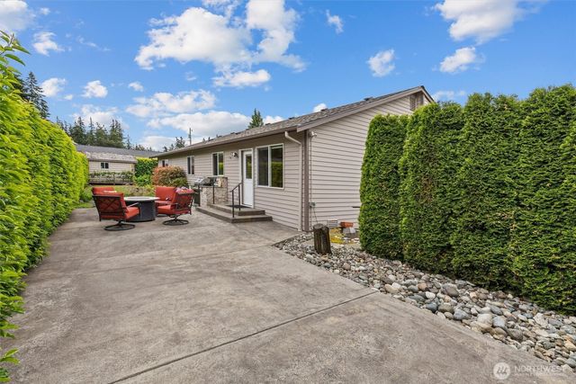 256 Scotland Drive, Camano Island, WA 98282