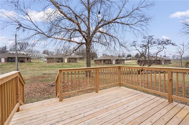 430 Chestnut Drive, Marshall, MO 65340