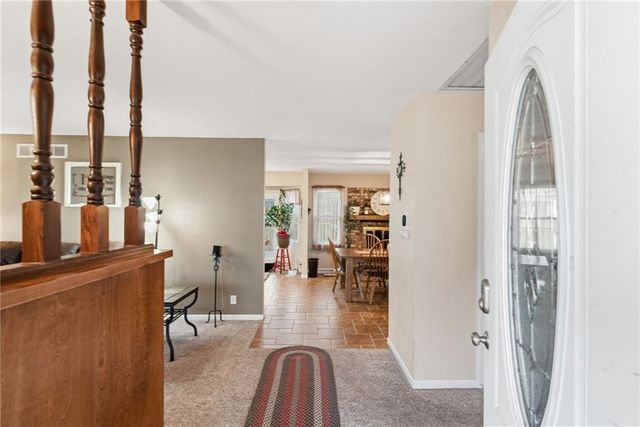 430 Chestnut Drive, Marshall, MO 65340