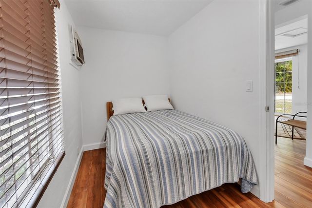 4611 GRAND AVENUE, De Leon Springs, FL 32130